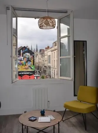 Apartment Centre